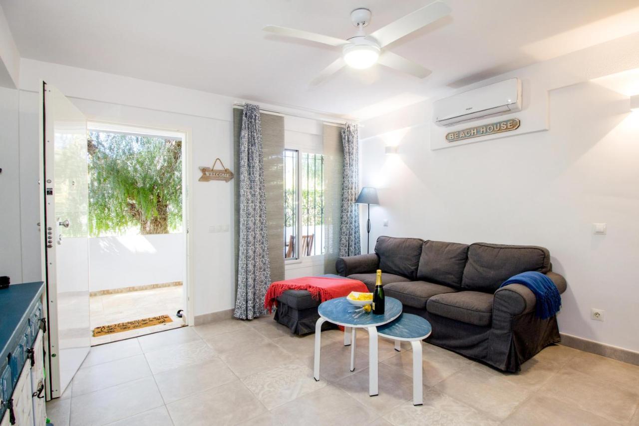 Perfectly Located Beachside Apartment In Elviria Marbella Dış mekan fotoğraf