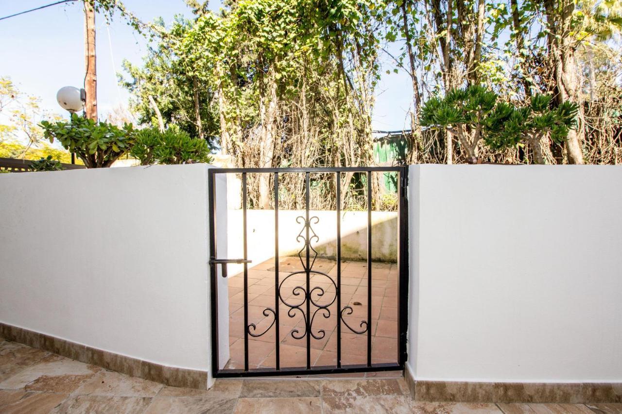 Perfectly Located Beachside Apartment In Elviria Marbella Dış mekan fotoğraf