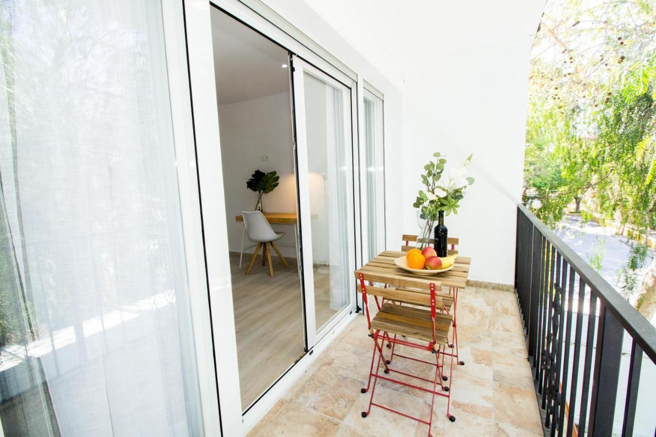 Perfectly Located Beachside Apartment In Elviria Marbella Dış mekan fotoğraf